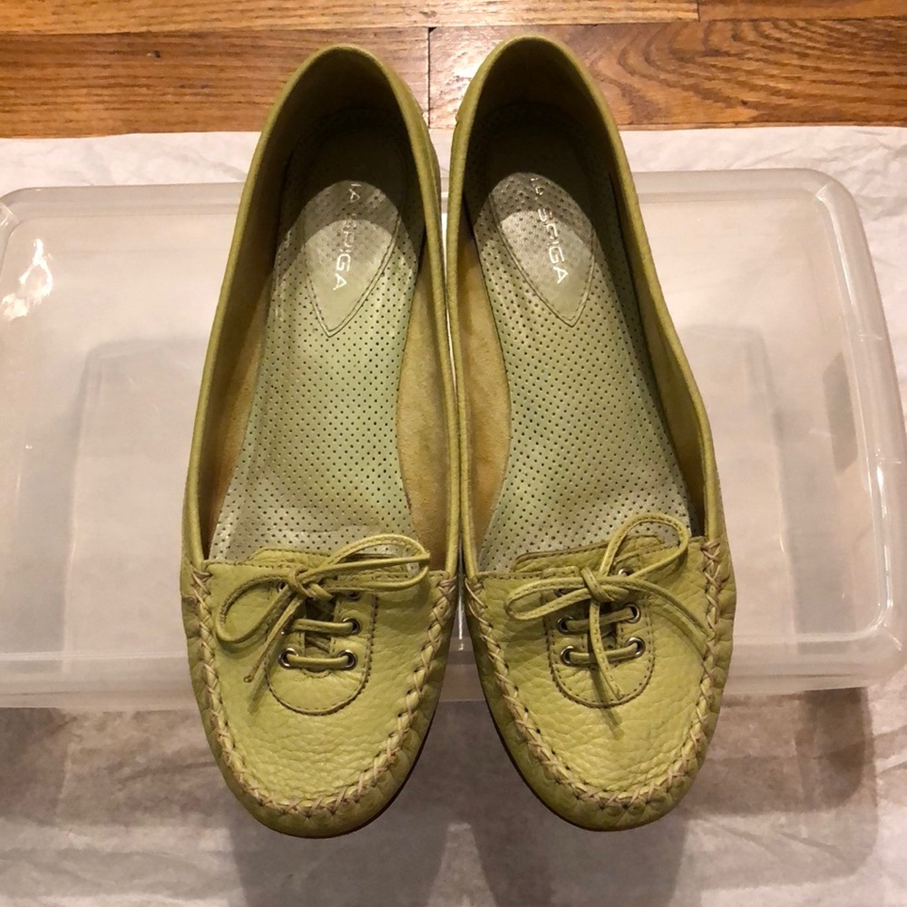Via Spiga Lime Green Flats